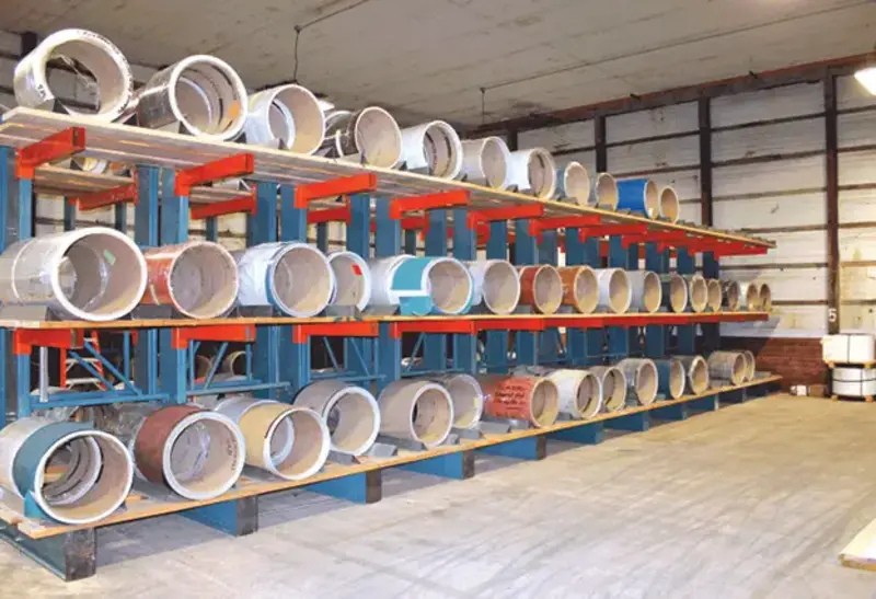 Material preparation - Need: 600x400px image of gutter materials and equipment being prepared