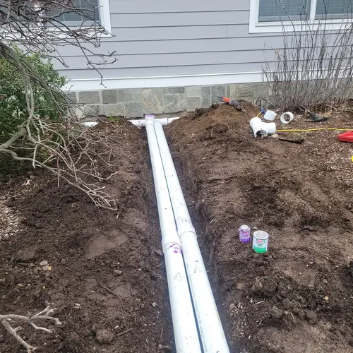 Underground drainage installation - Need: 800x600px showing underground drainage pipe installation
